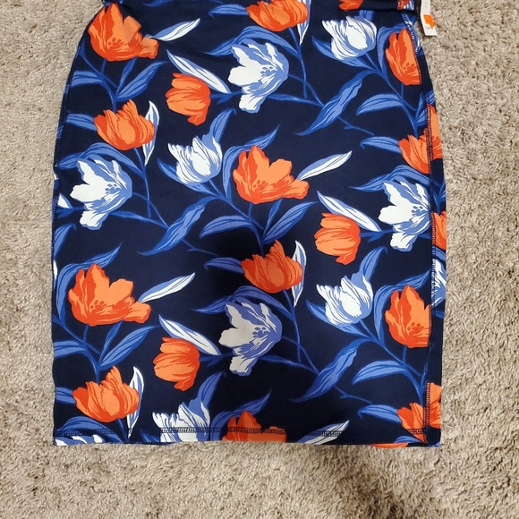 Old Navy Dresses & Skirts - Mini skirt